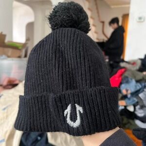 2010s True Religion beanie